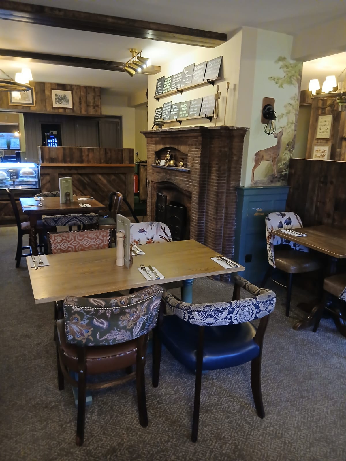 The Fighting Cocks Pub